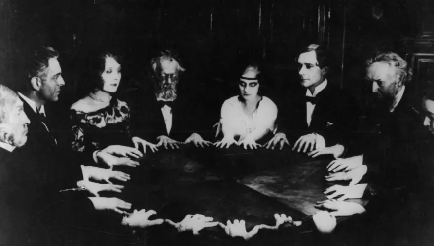 Bild från filmen Dr Mabuse, der Spieler