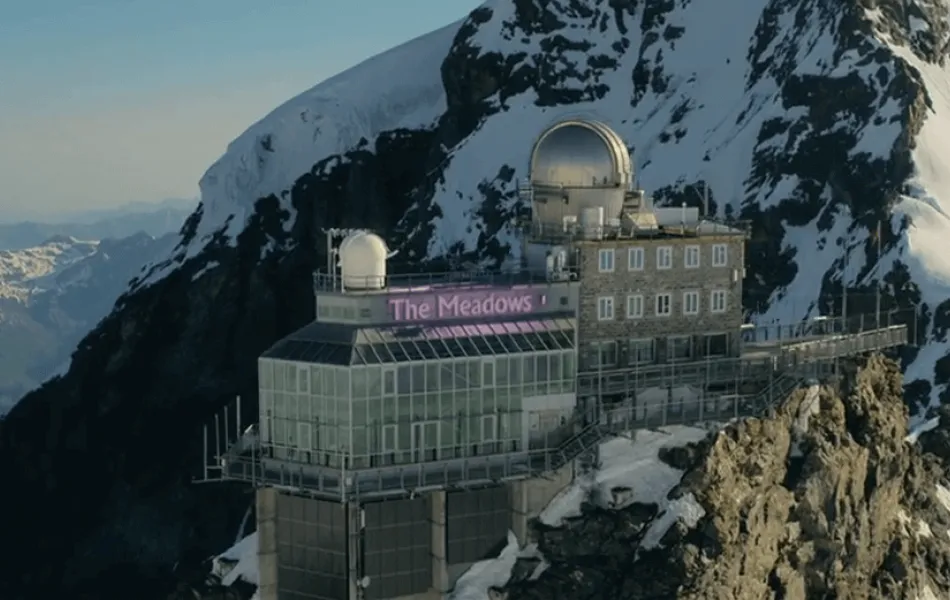 Bild från tv-serien The Pentaverate