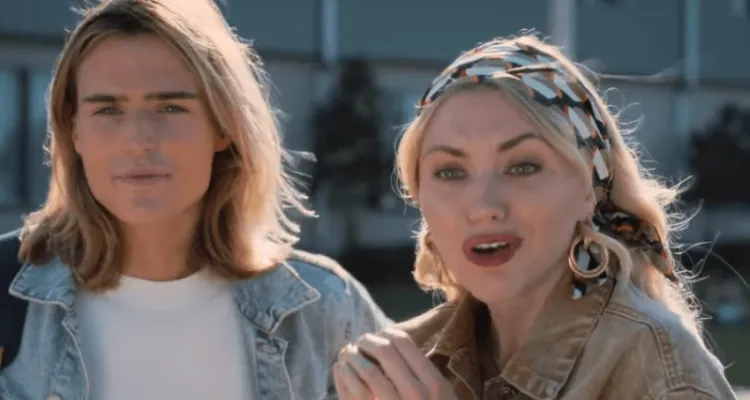 Bild från filmen Tall girl 2